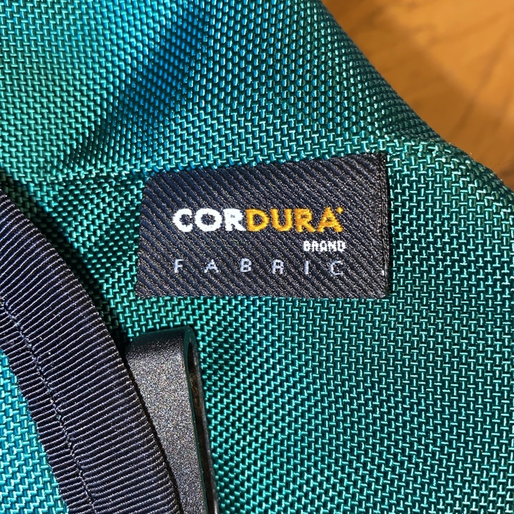 Timbuk2 messenger bag GUC - Picture 3 of 10